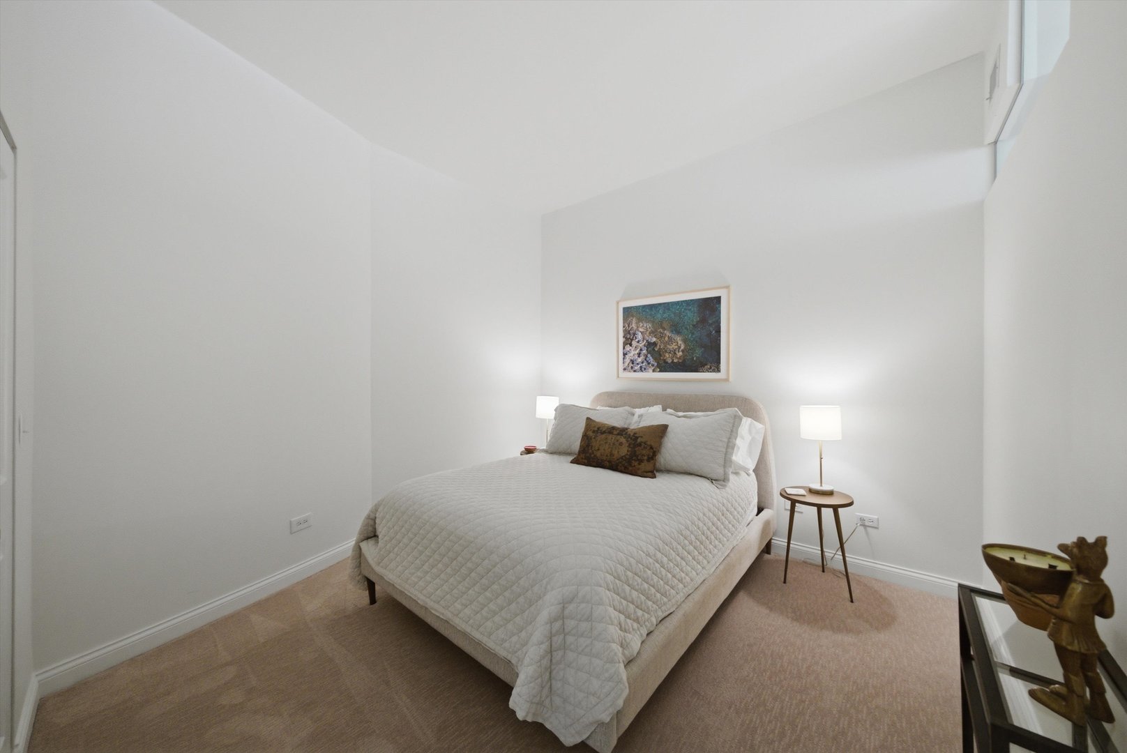 230 W Division Street Unit: 804