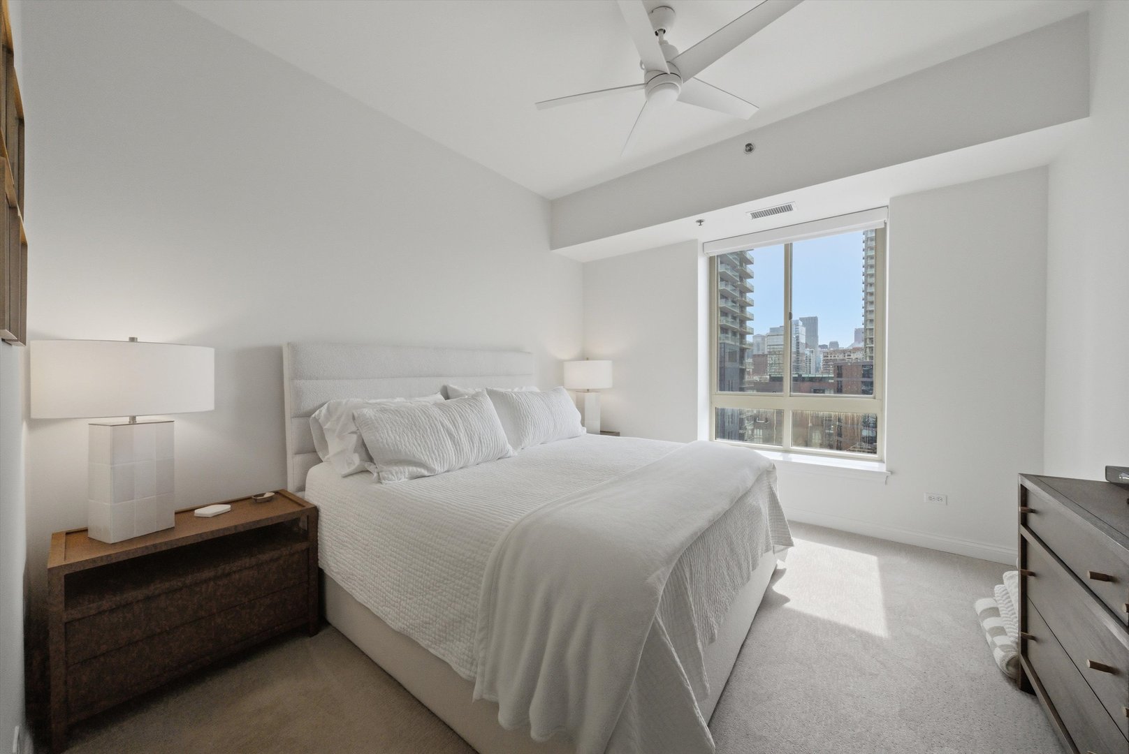 230 W Division Street Unit: 804