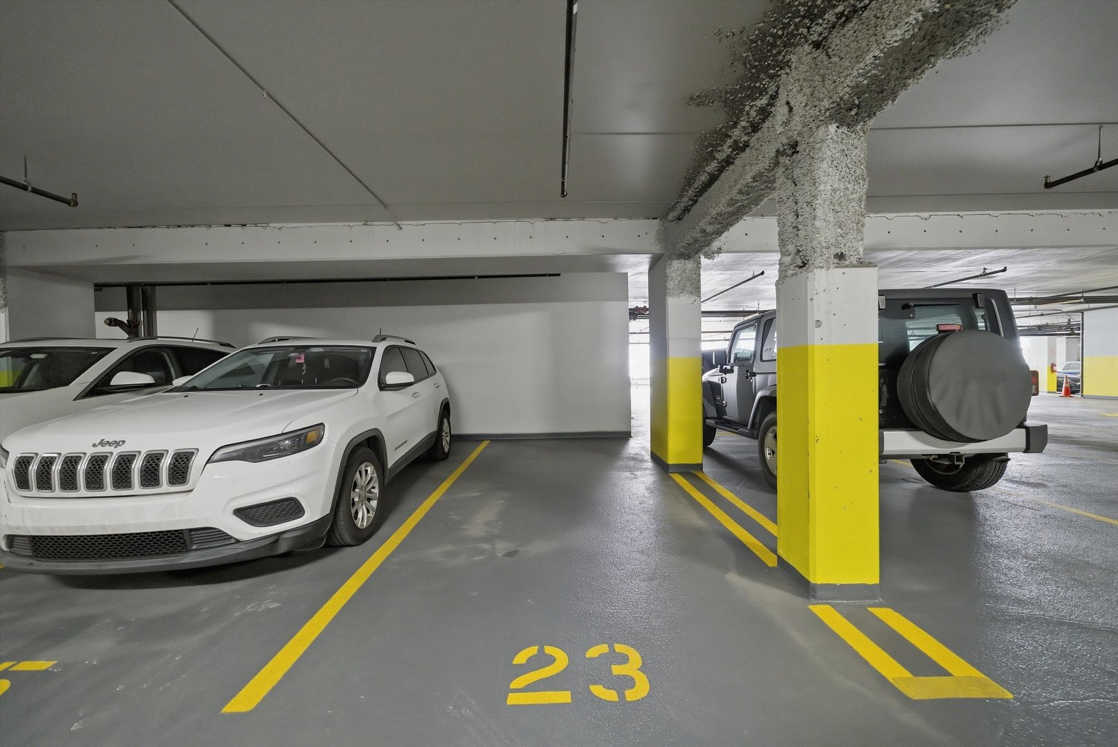 230 W Division Street Unit: 804