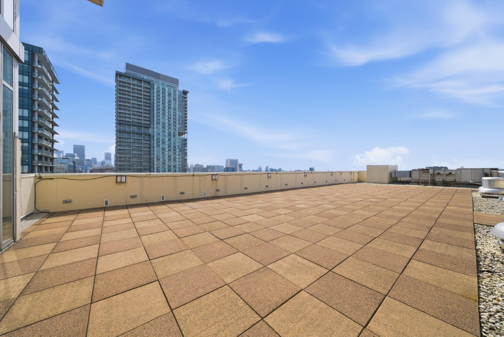 230 W Division Street Unit: 804