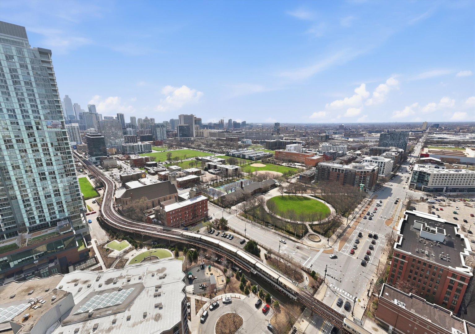 230 W Division Street Unit: 804