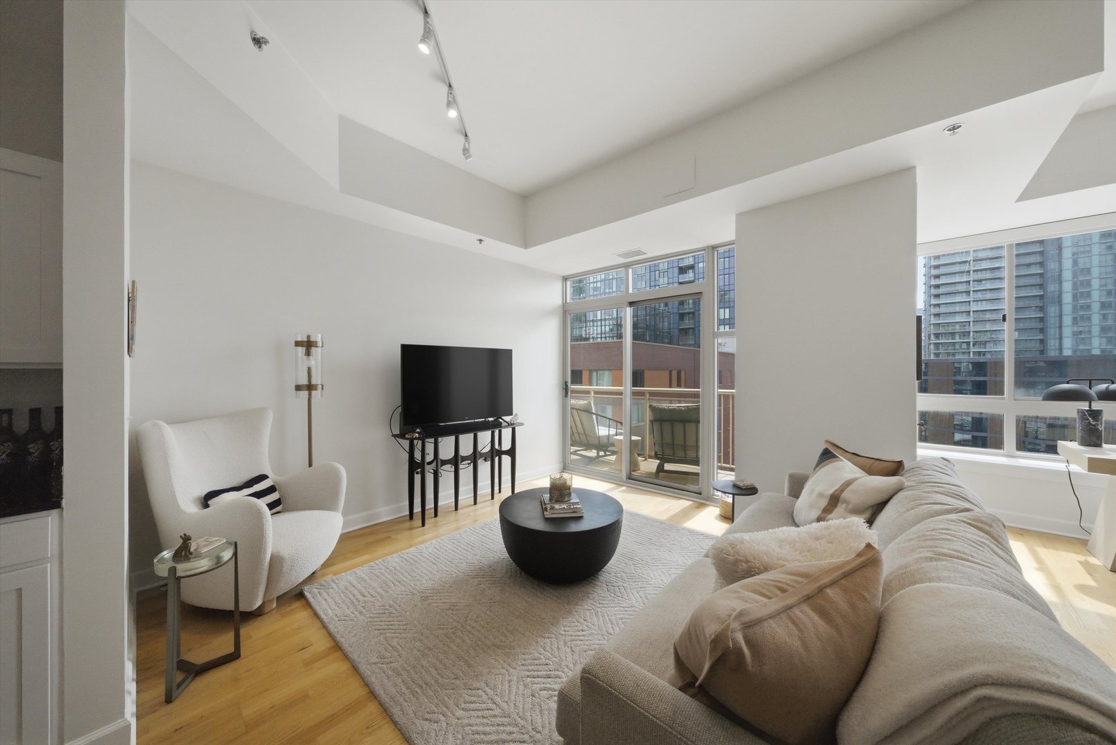 230 W Division Street Unit: 804