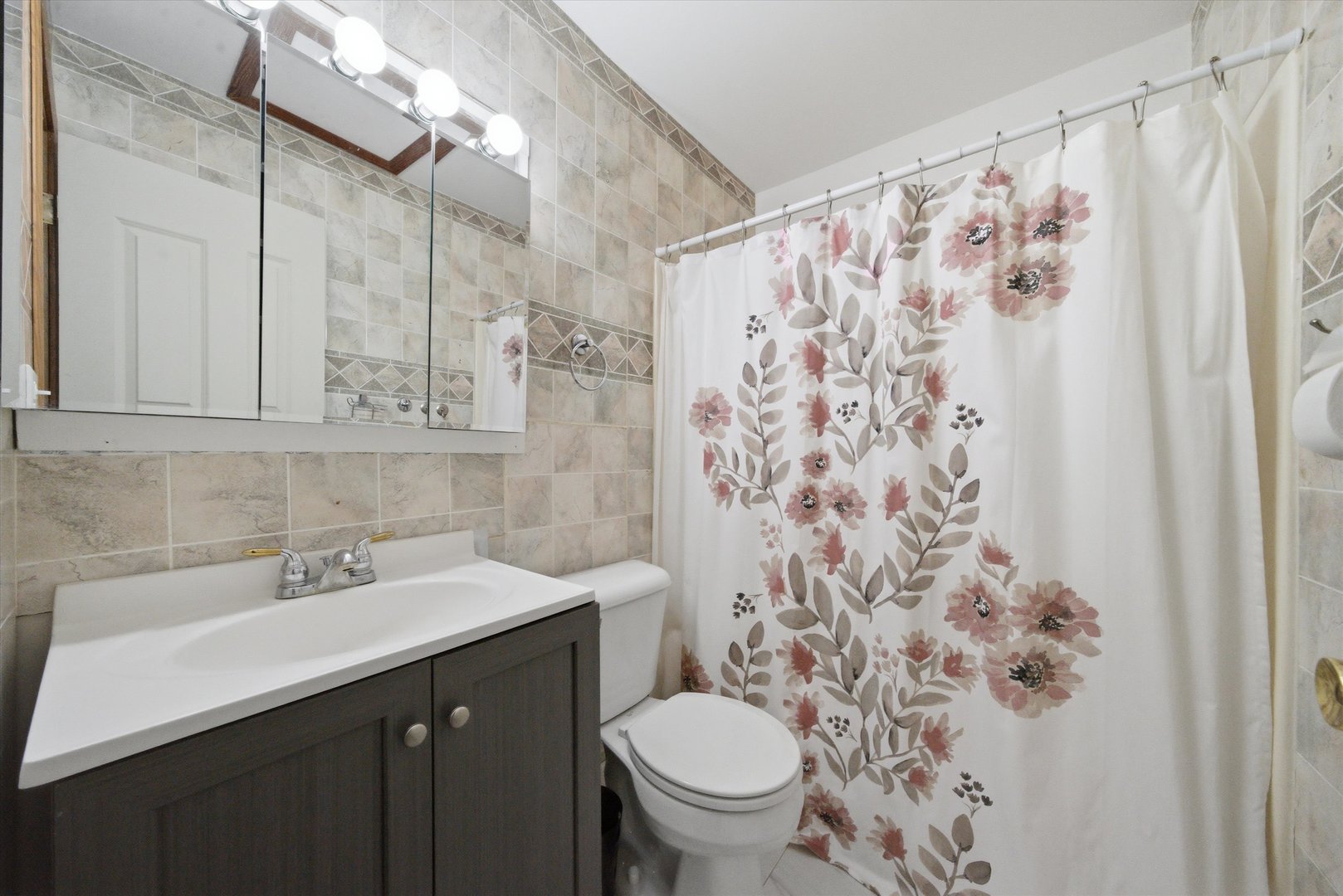 11 Saint Thomas Colony Unit: 1