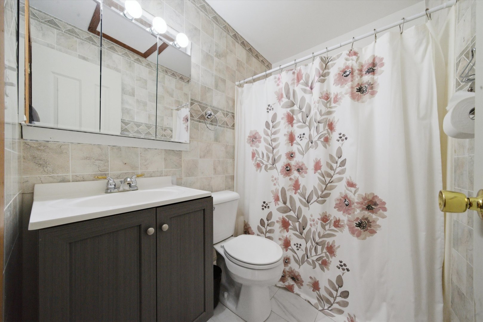 11 Saint Thomas Colony Unit: 1