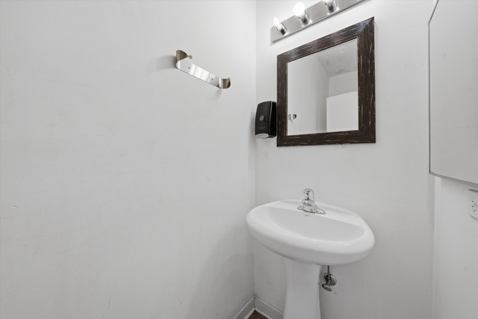 4178 S DREXEL Boulevard Unit: 2