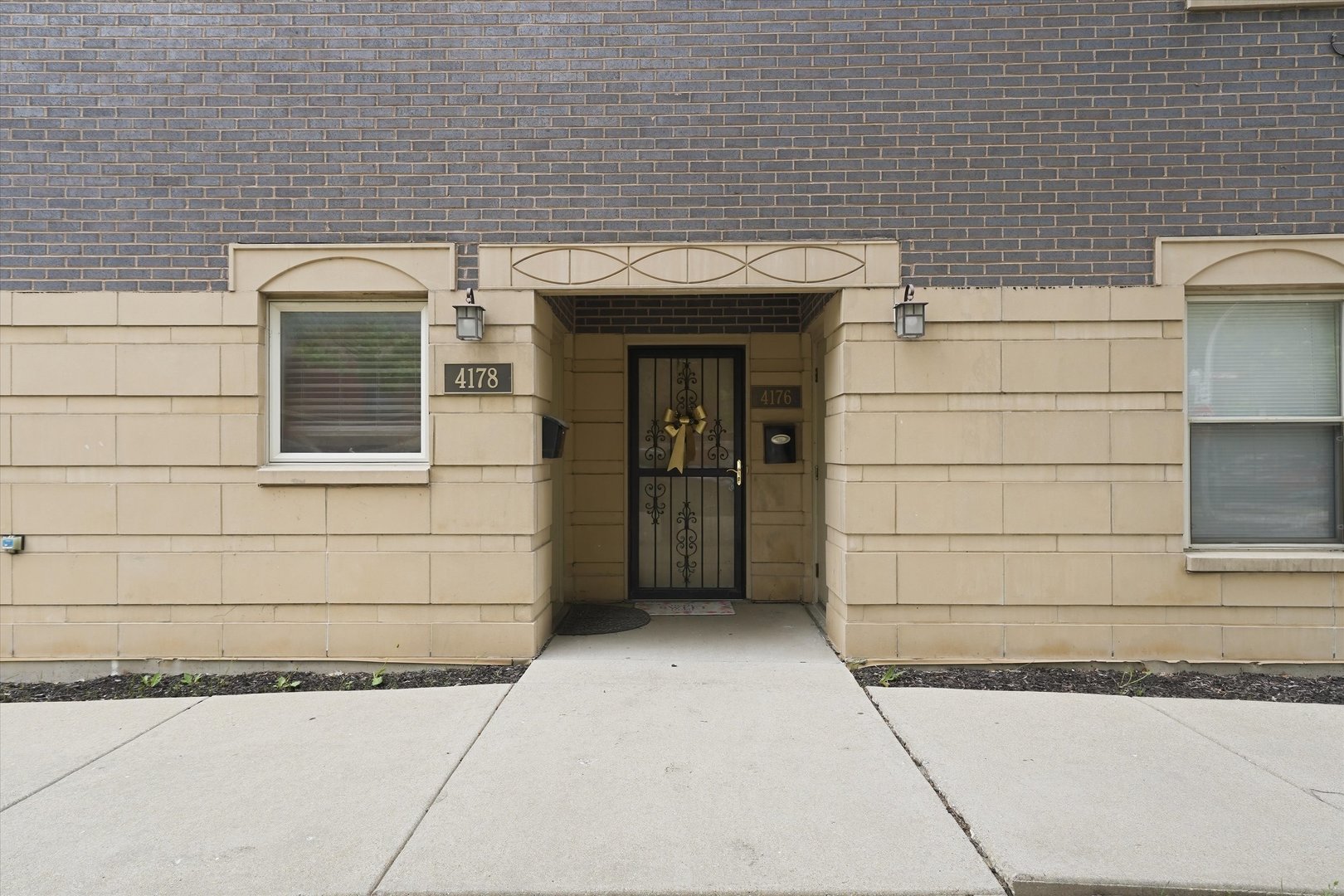 4178 S DREXEL Boulevard Unit: 2