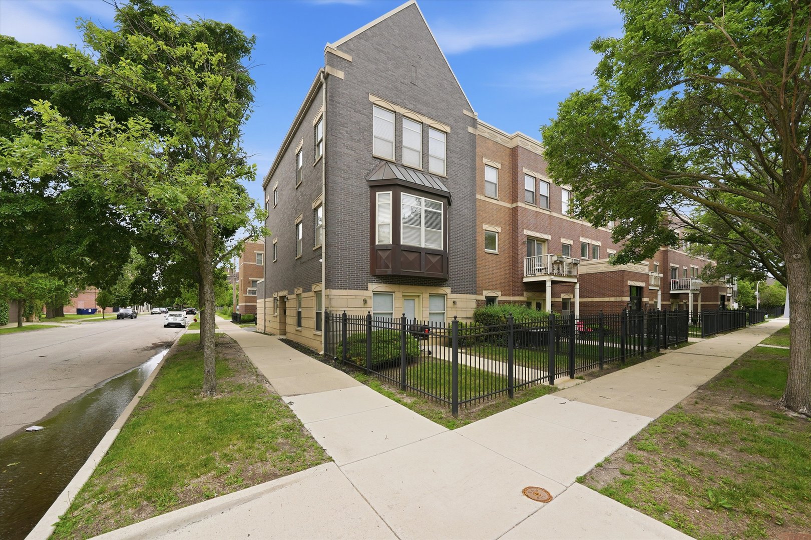 4178 S DREXEL Boulevard Unit: 2