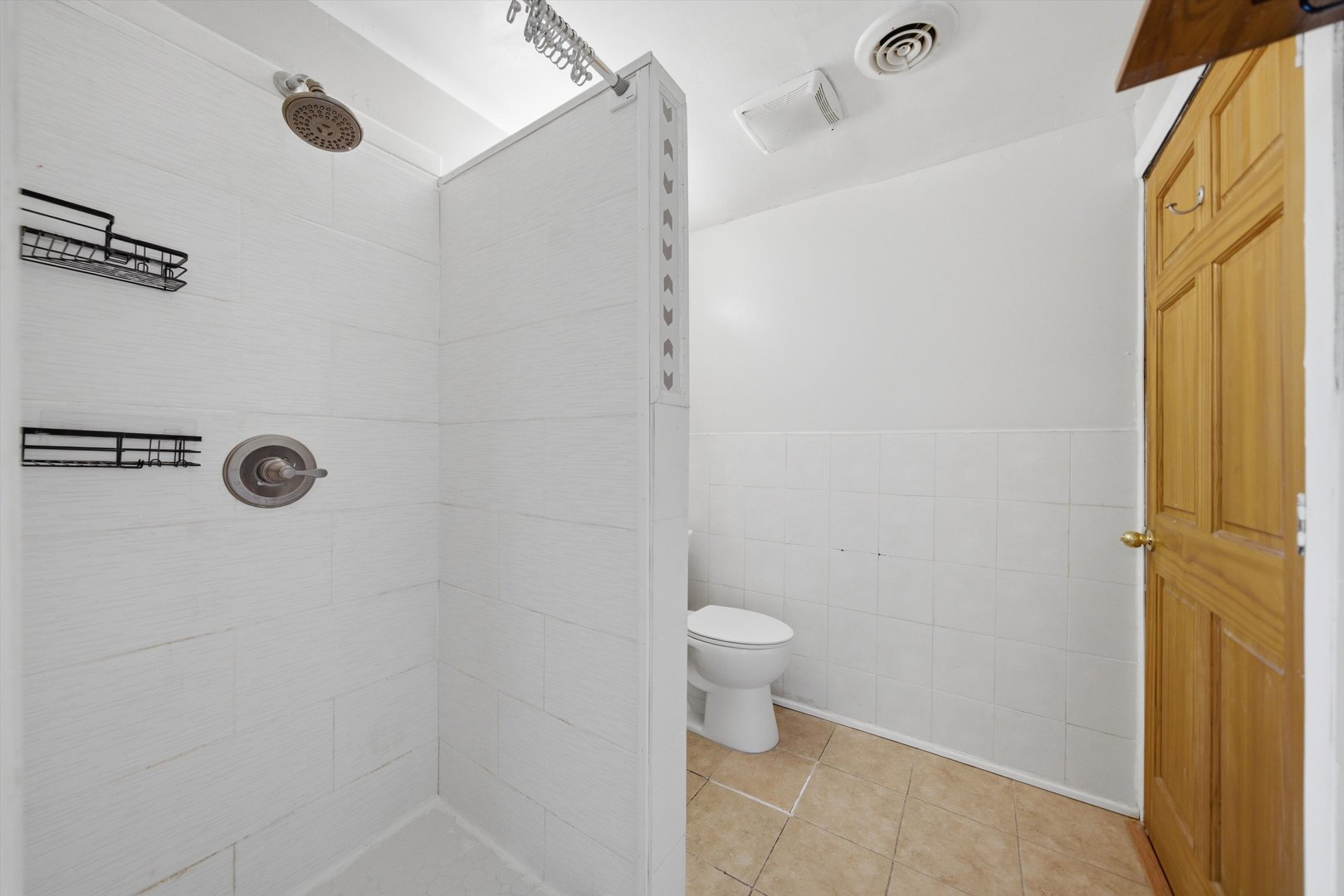 4541 N Western Avenue Unit: 2