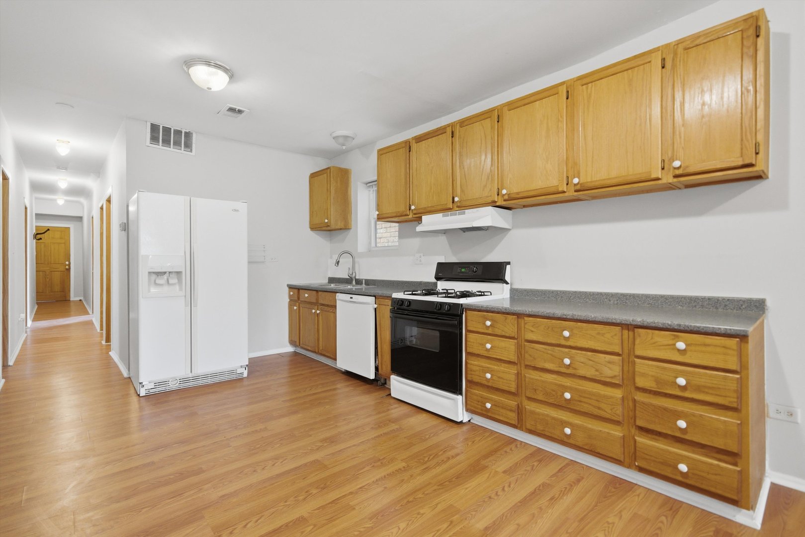 4541 N Western Avenue Unit: 2
