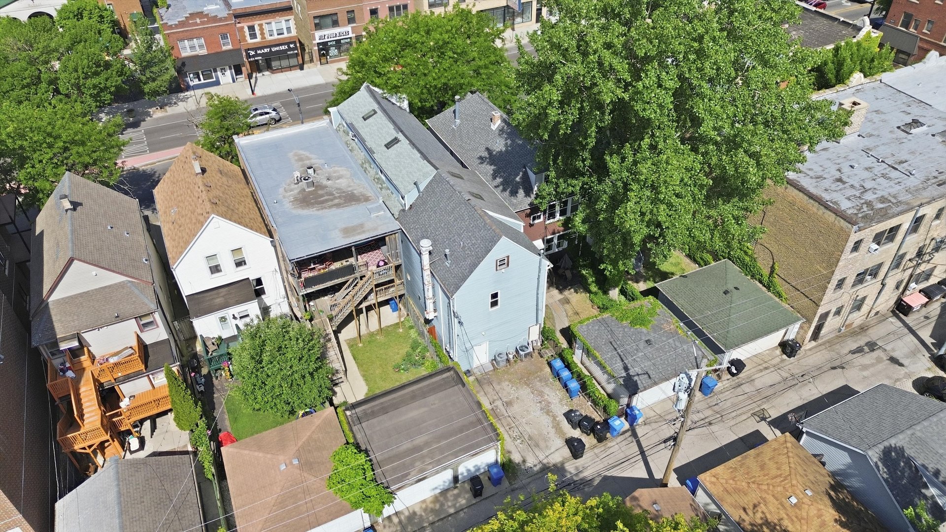 4541 N Western Avenue Unit: 2