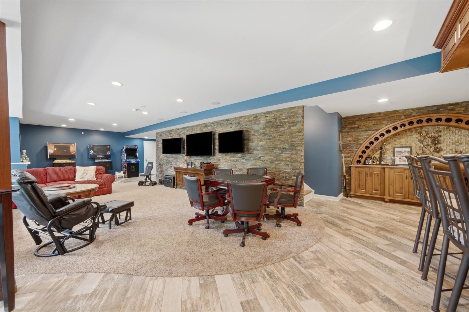 4 Stillwater Court