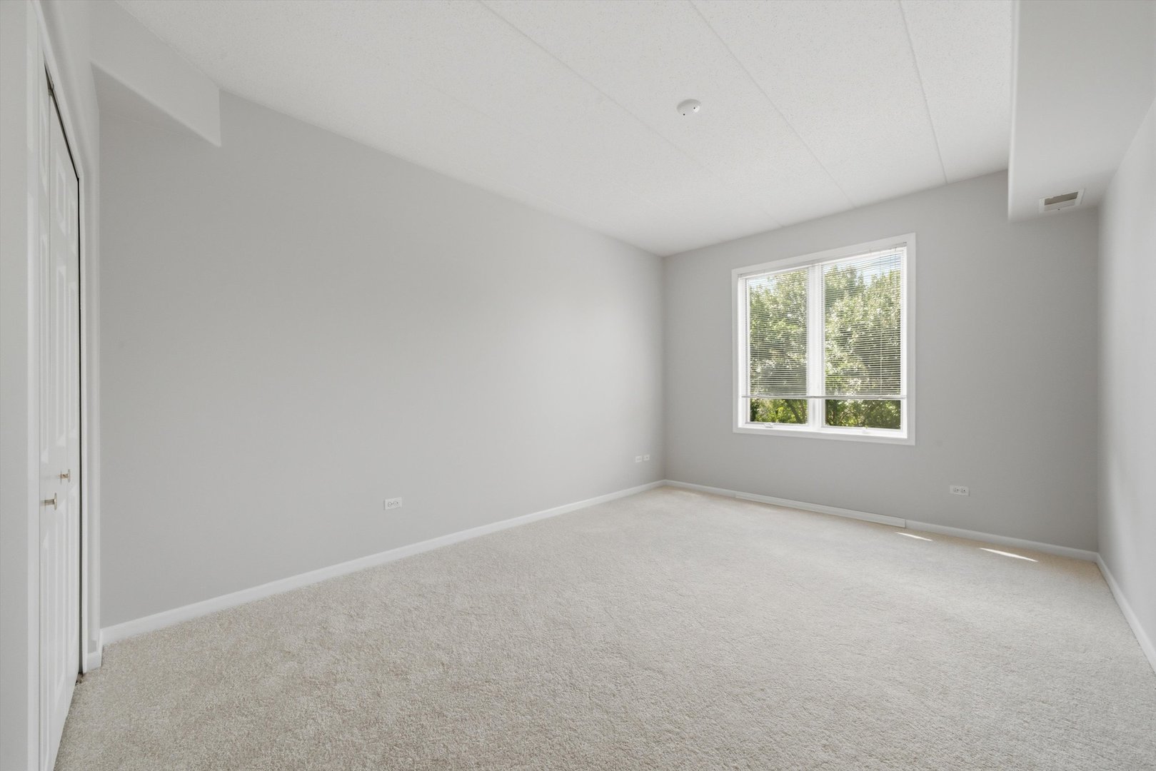 1761 Pavilion Way Unit: 301