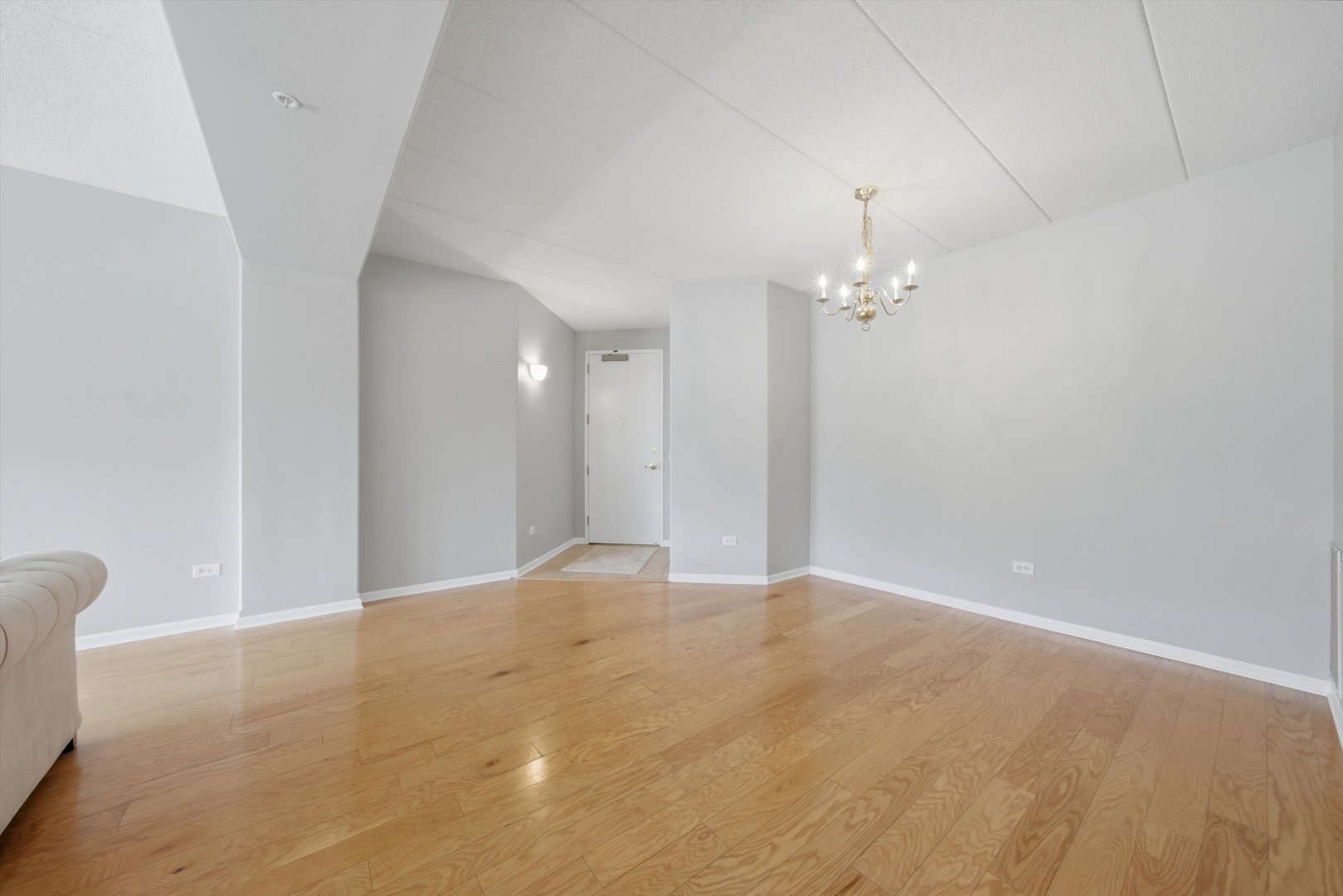 1761 Pavilion Way Unit: 301