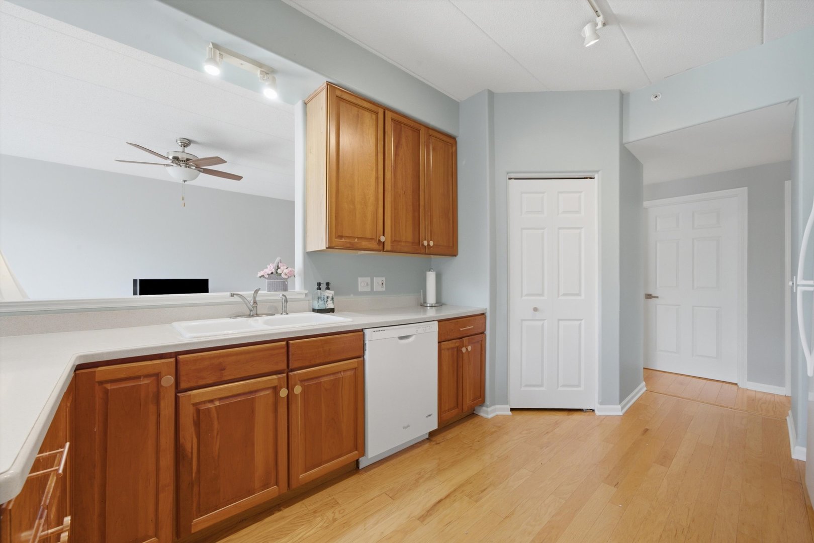 1761 Pavilion Way Unit: 301