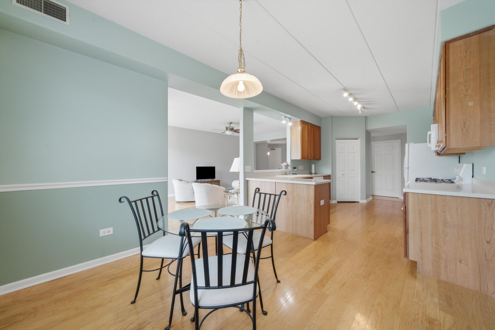 1761 Pavilion Way Unit: 301