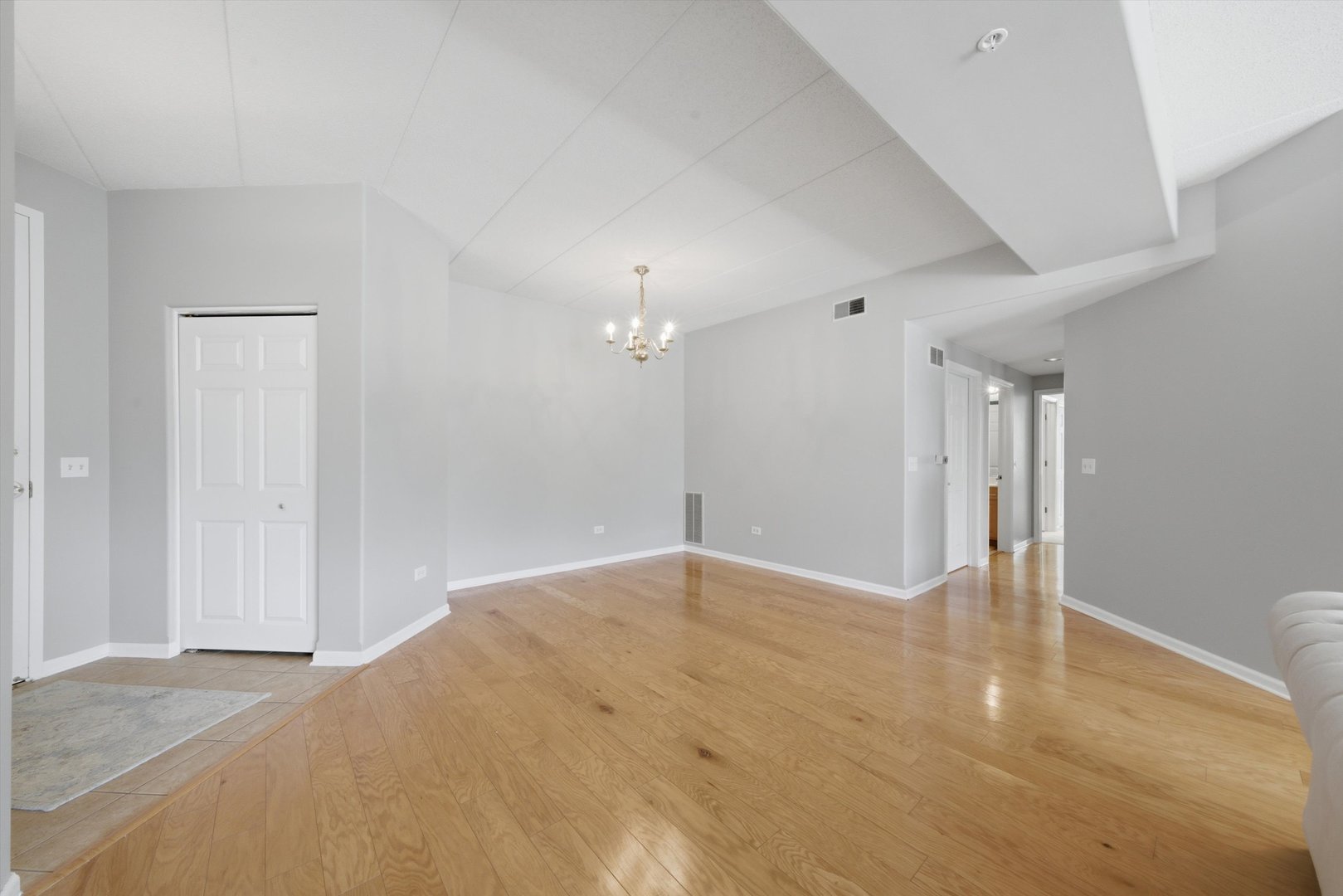 1761 Pavilion Way Unit: 301
