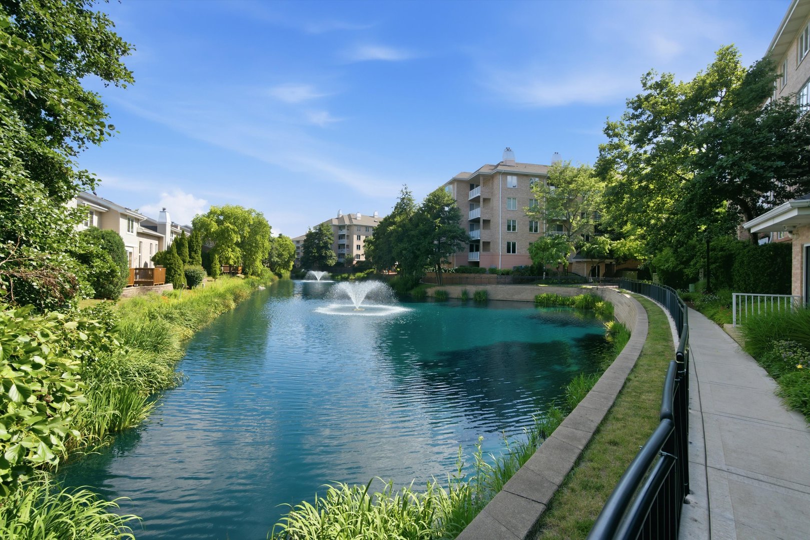 1761 Pavilion Way Unit: 301
