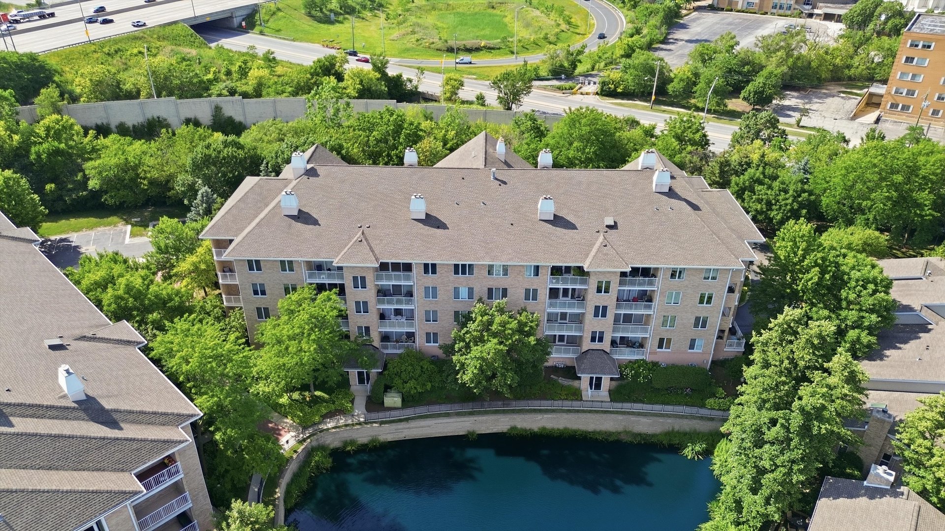 1761 Pavilion Way Unit: 301