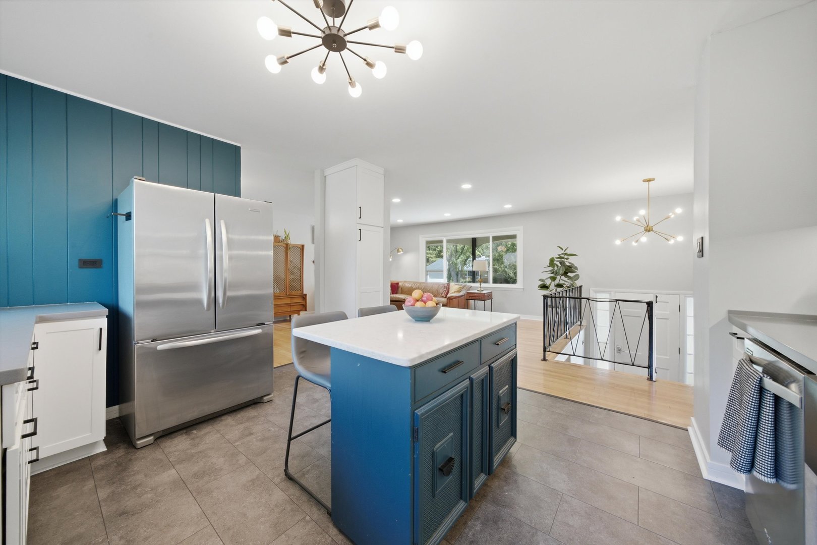 917 E Morris Drive