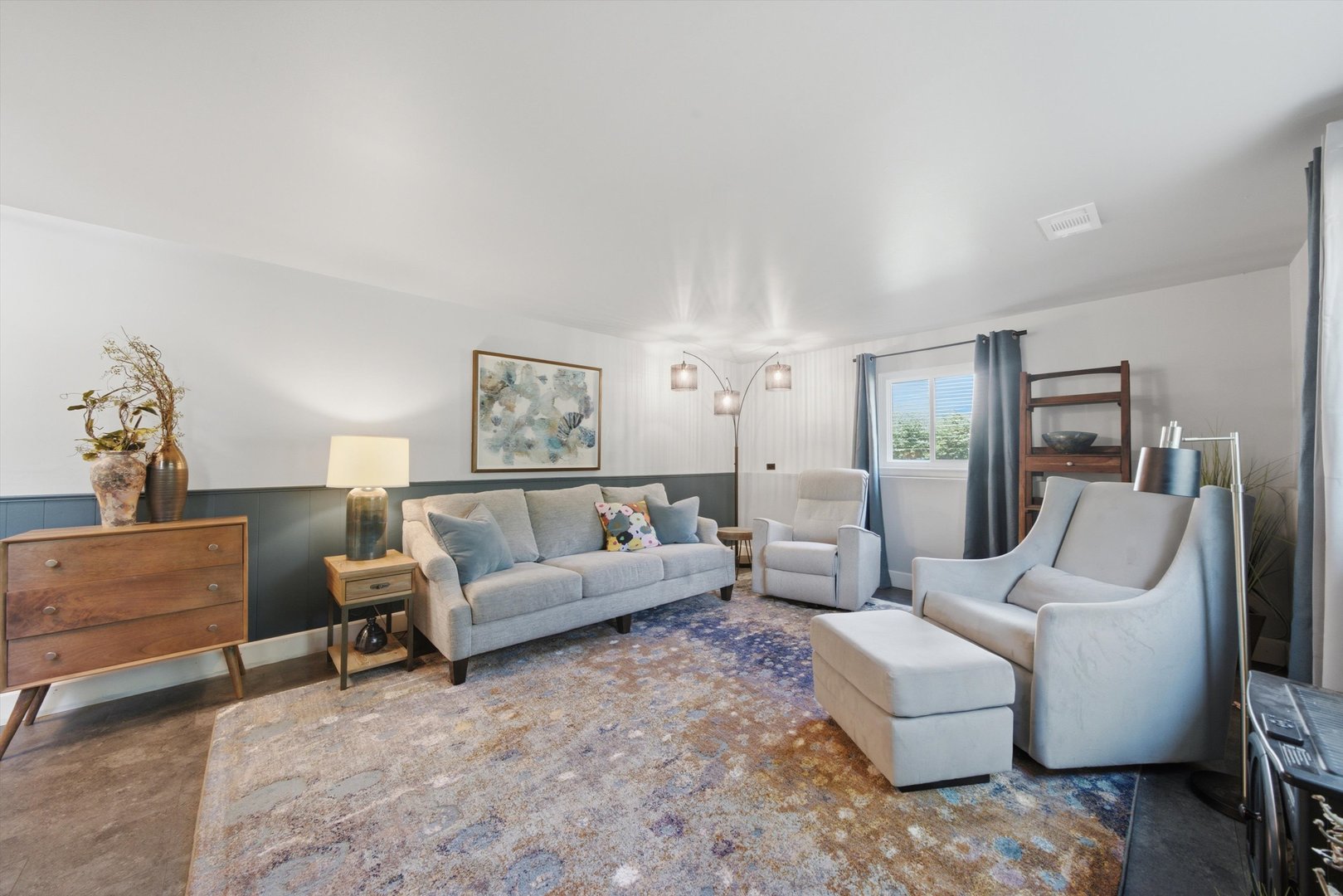 917 E Morris Drive