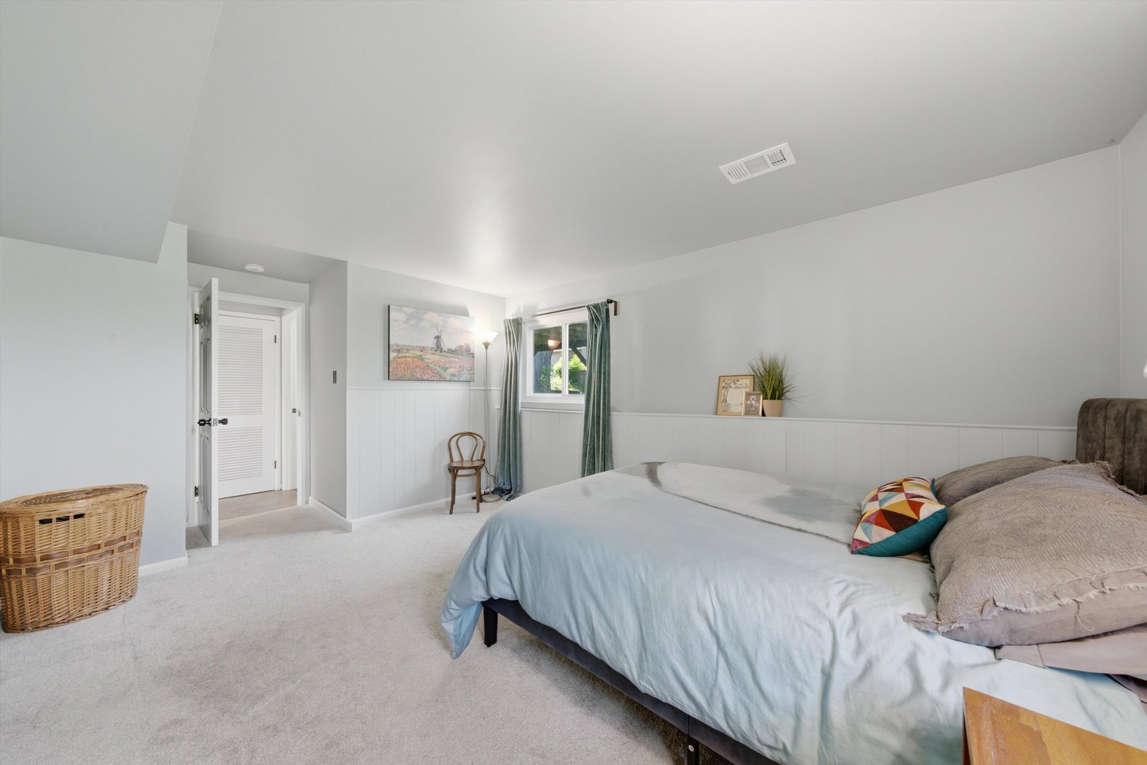 917 E Morris Drive