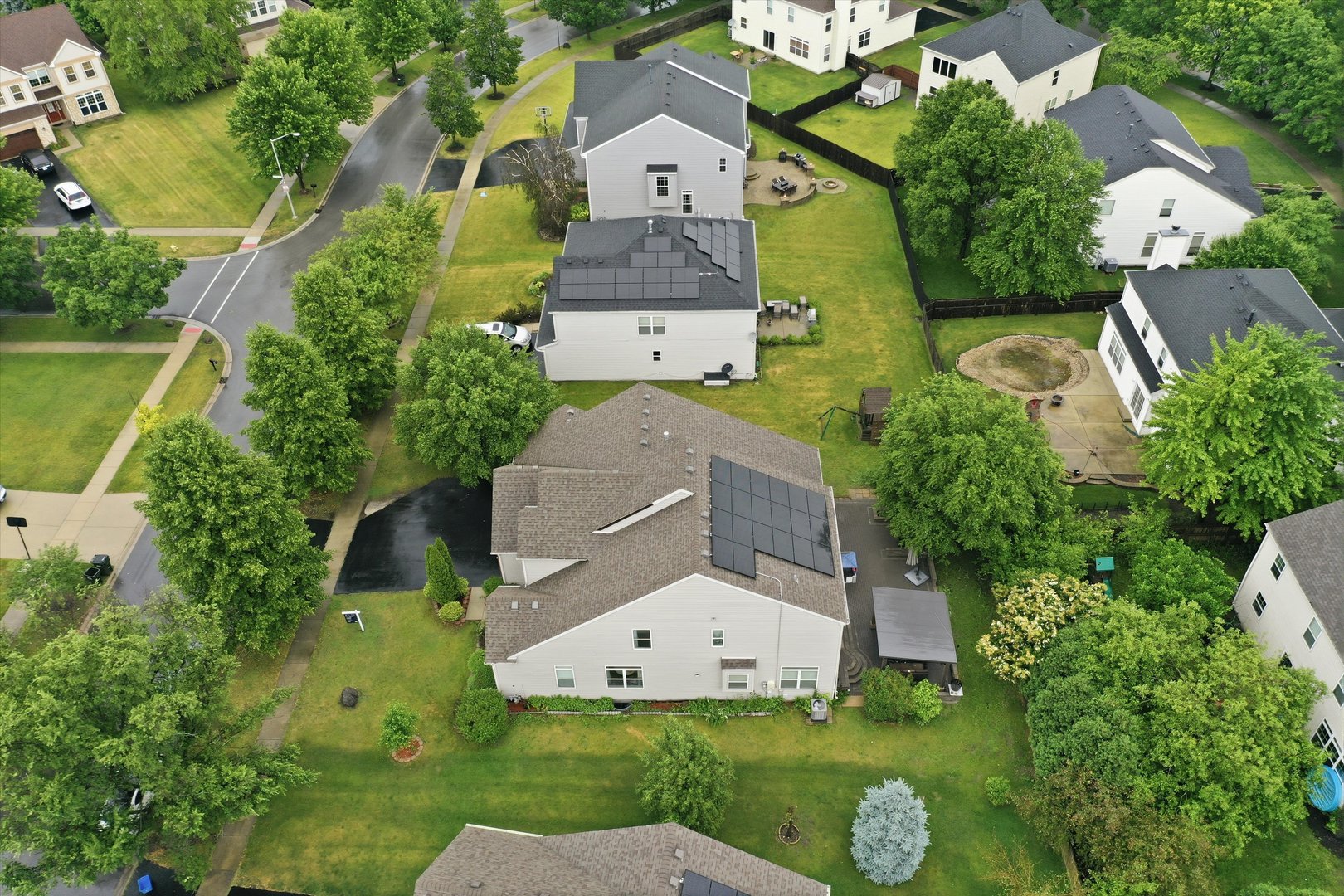 1571 Woodland Lane