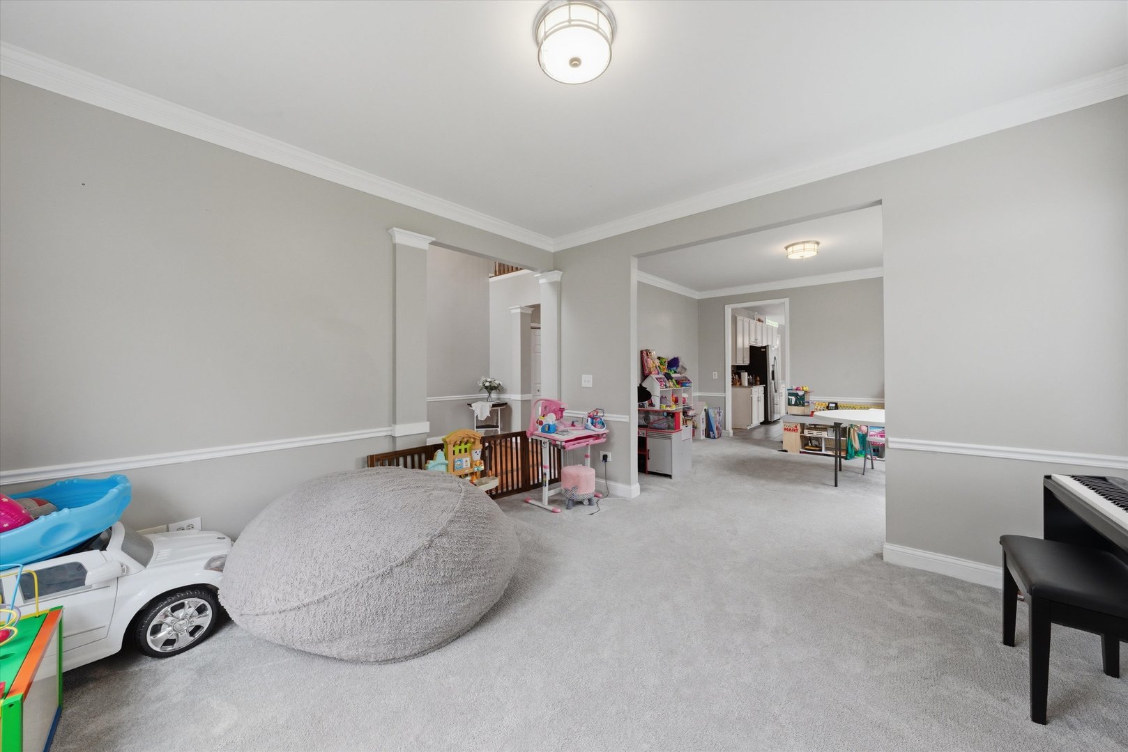 1571 Woodland Lane