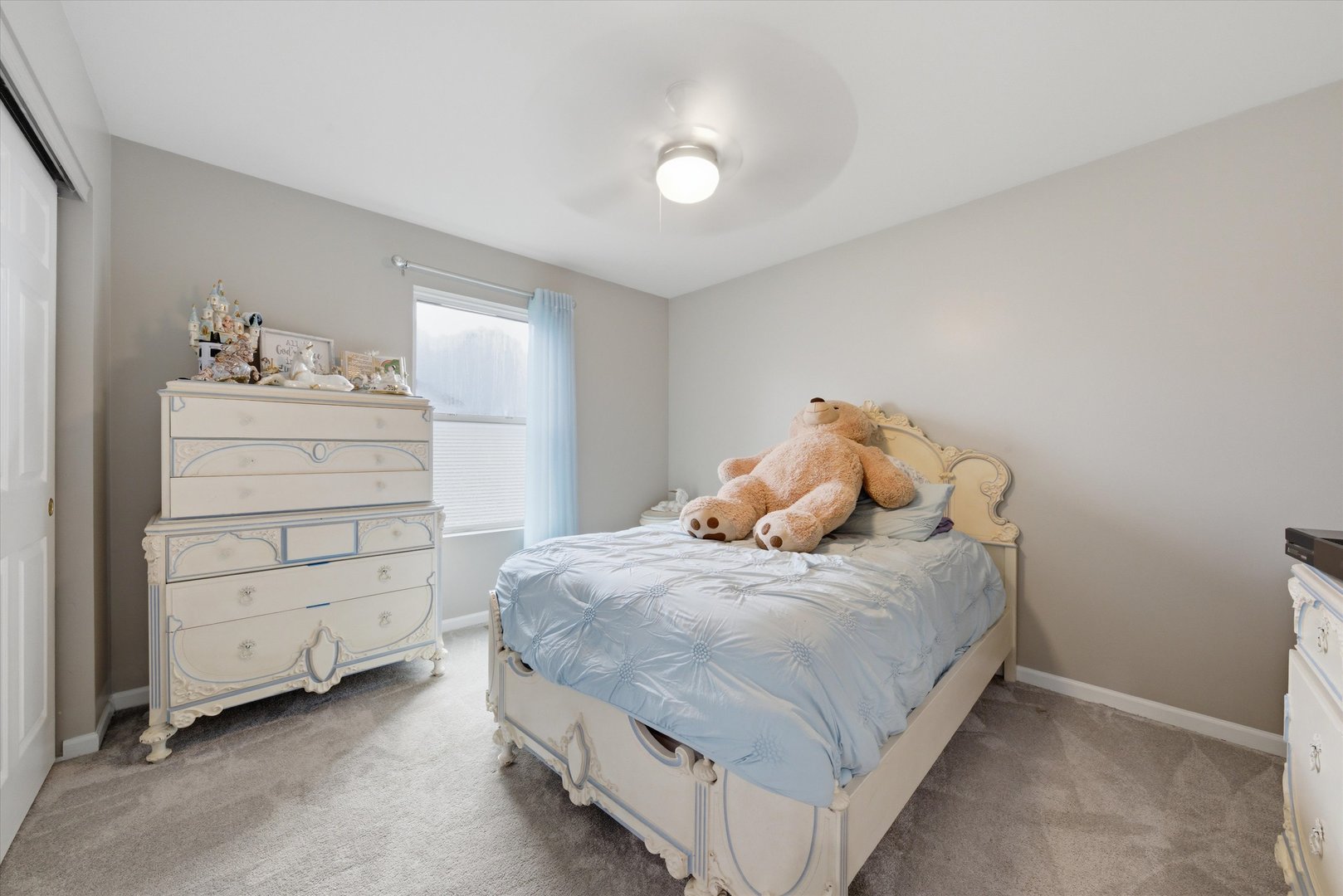 1571 Woodland Lane
