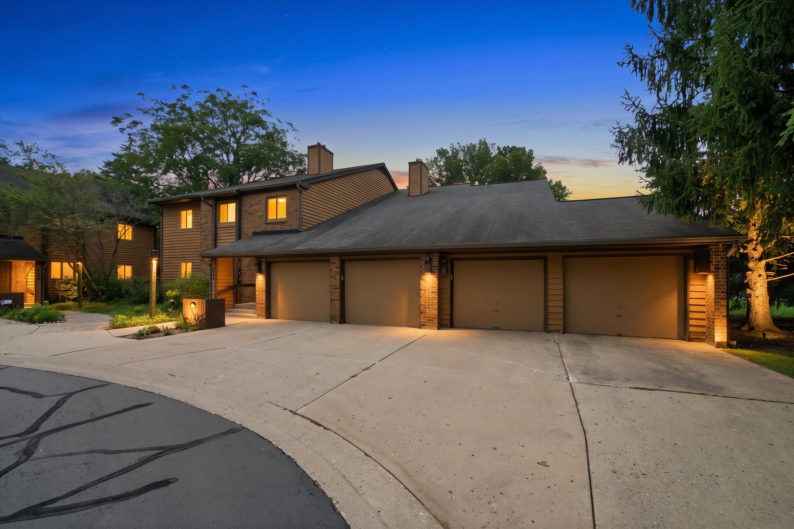 650 WAVERLY Drive Unit: D
