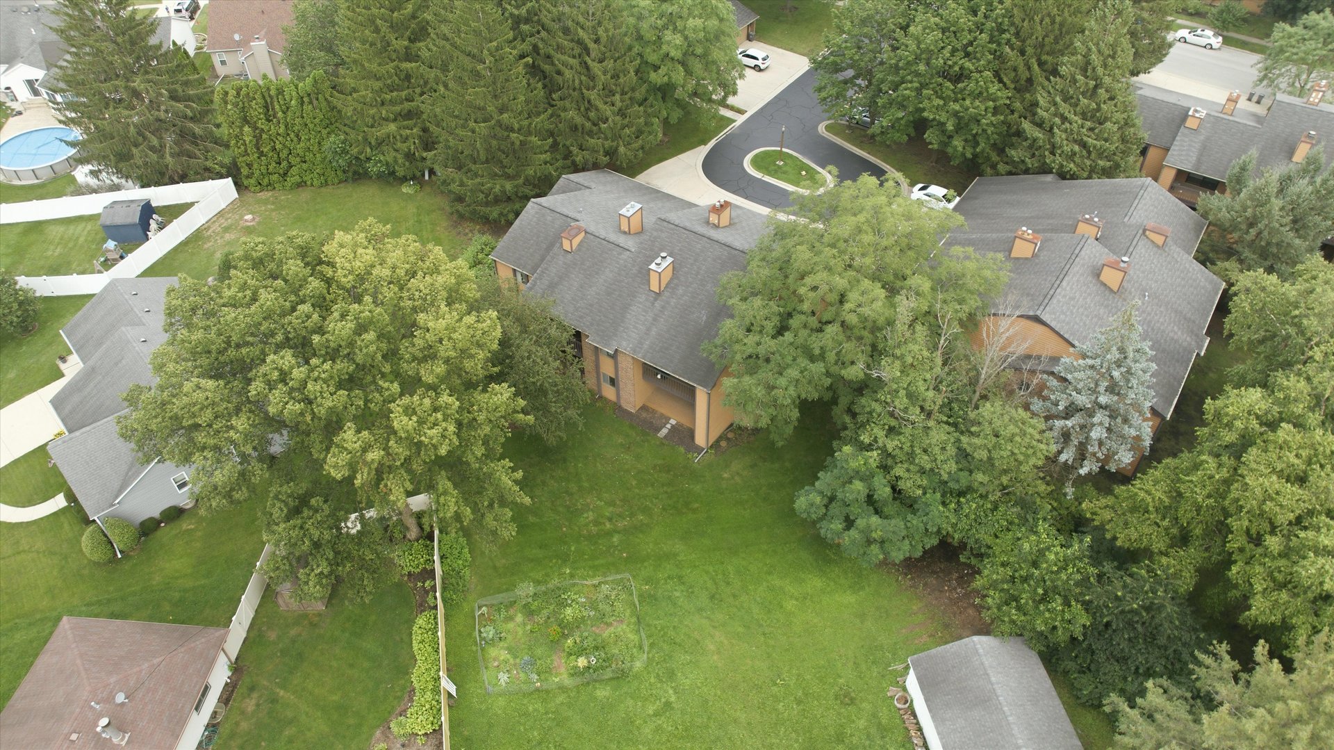 650 WAVERLY Drive Unit: D
