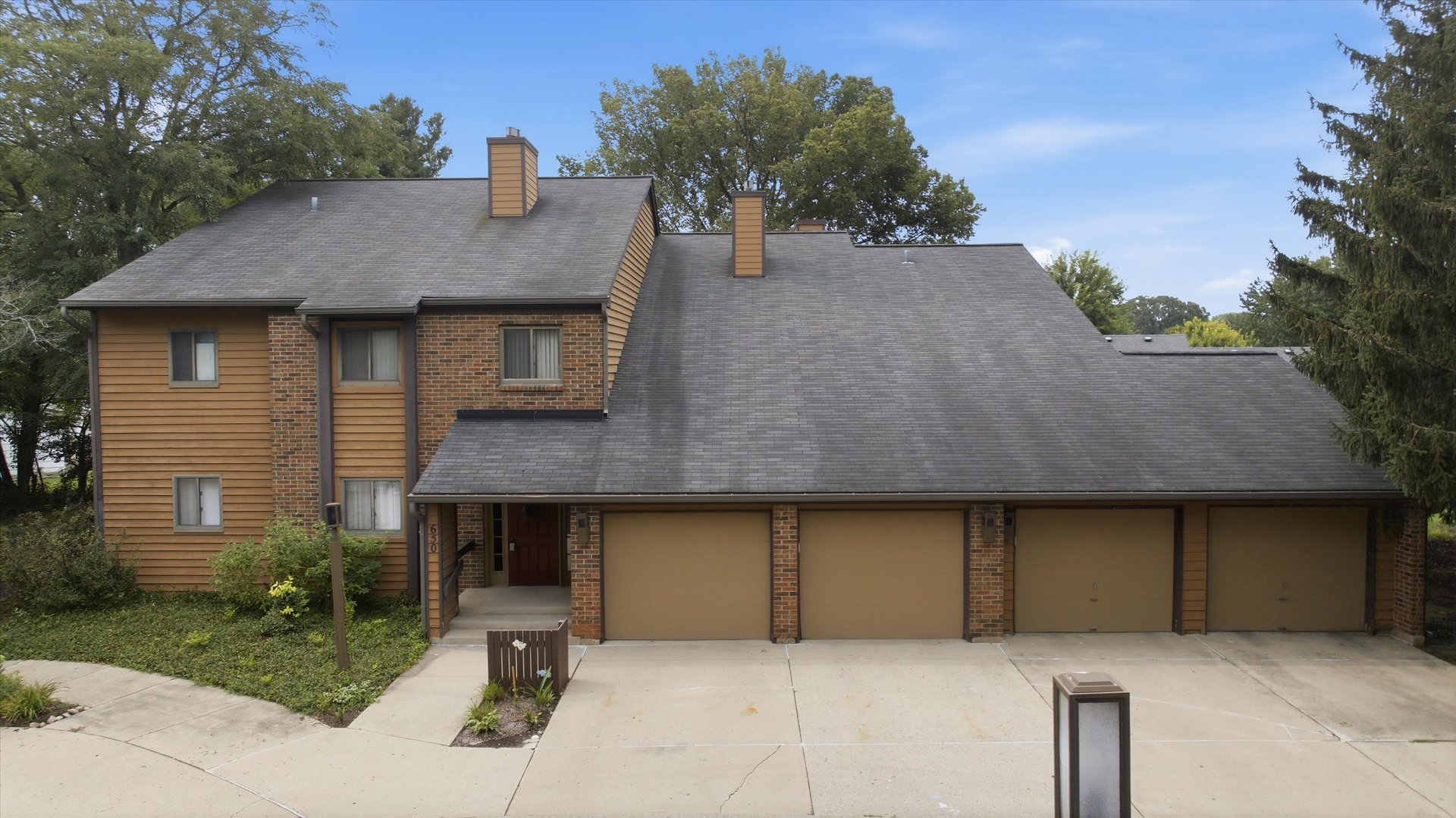 650 WAVERLY Drive Unit: D