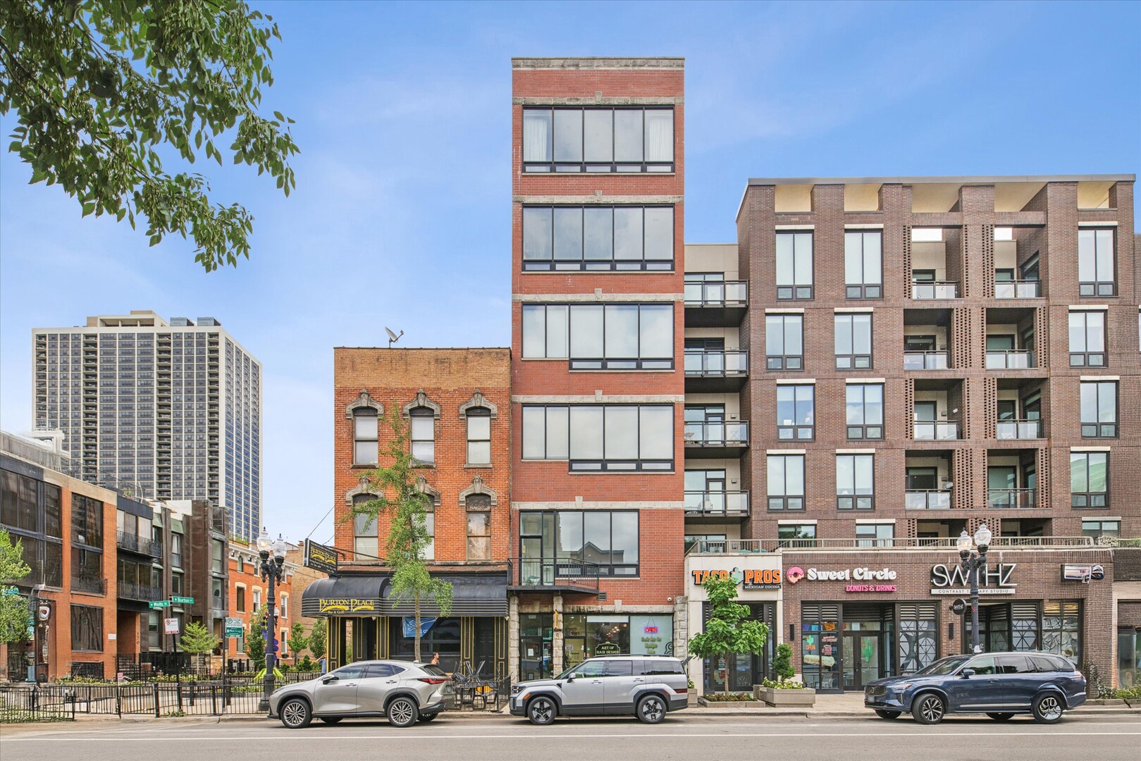 1445 N Wells Street Unit: 2