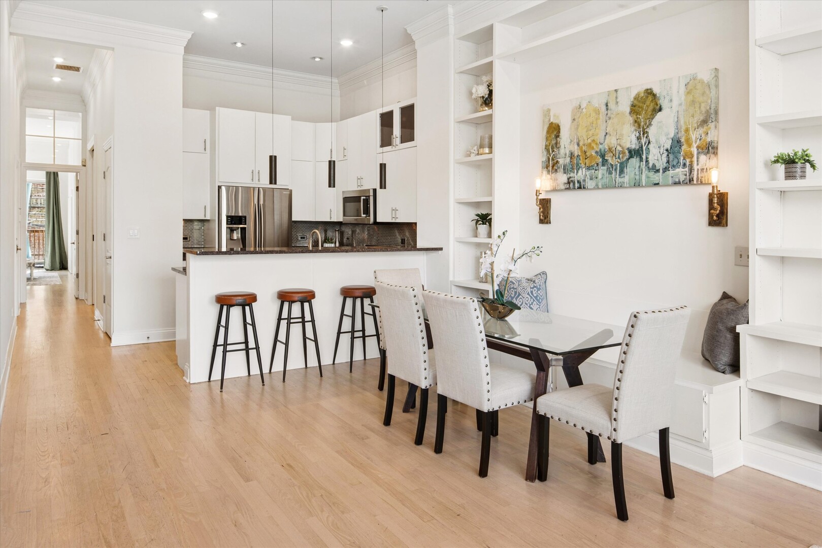 1445 N Wells Street Unit: 2