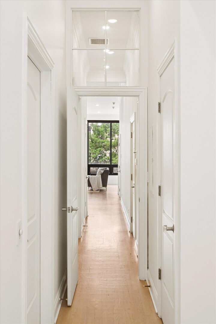 1445 N Wells Street Unit: 2
