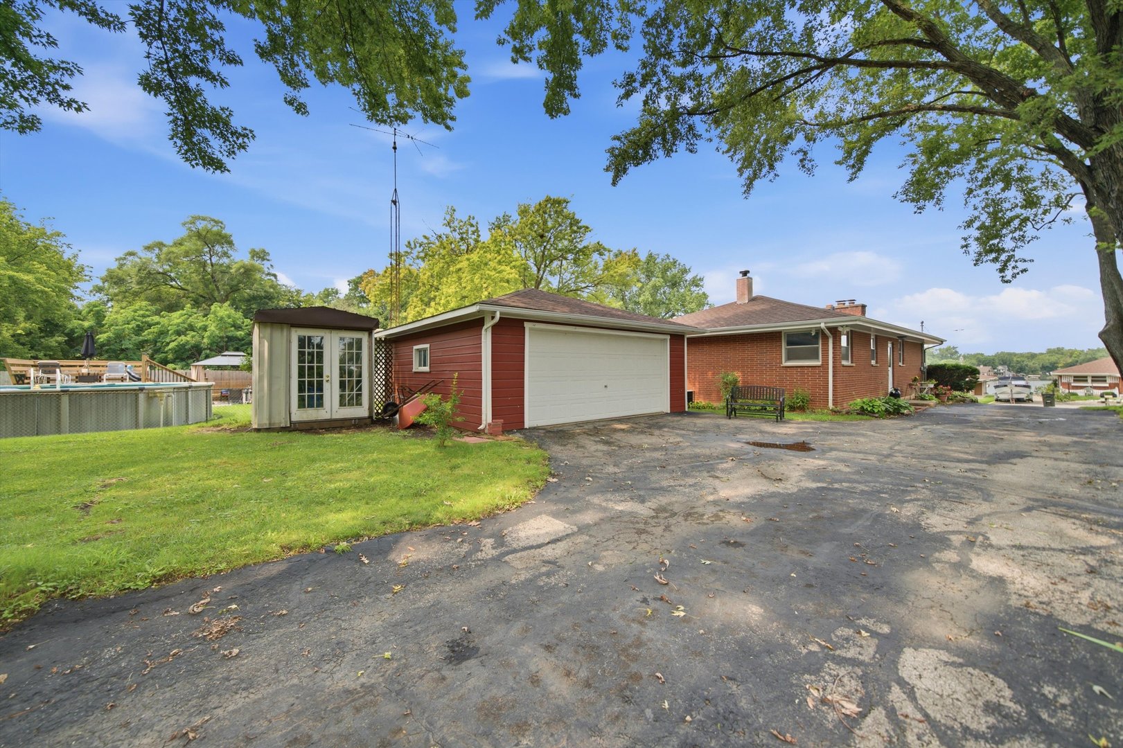 39181 N Cedar Crest Drive