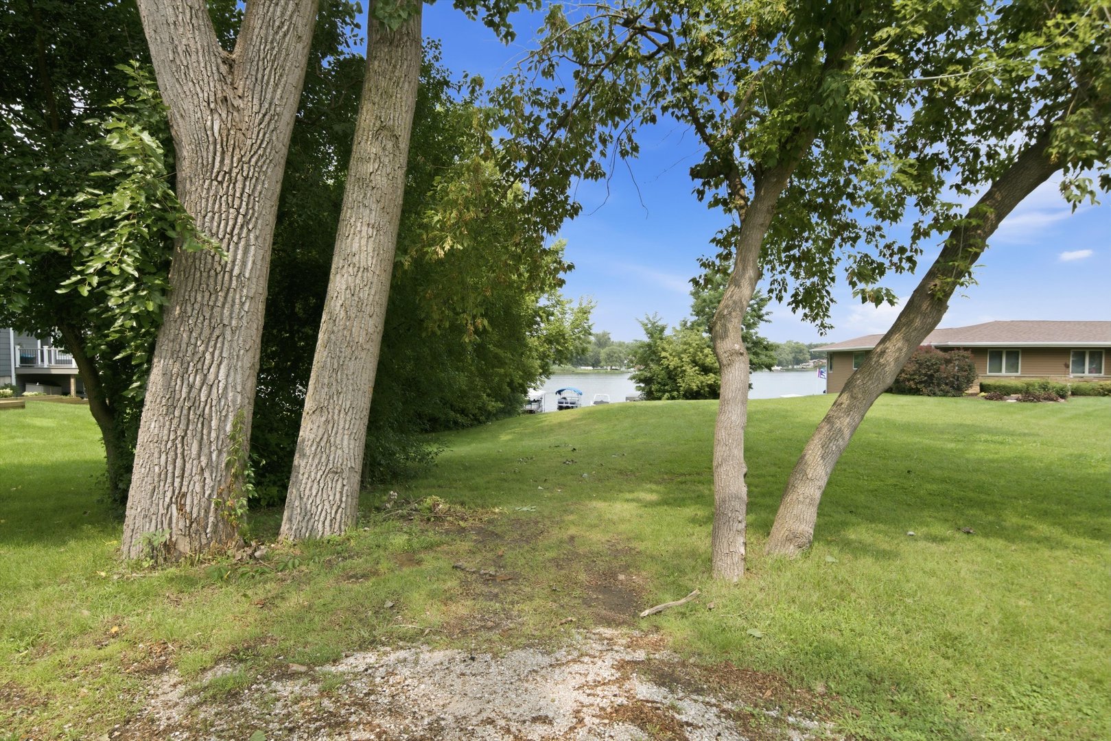 39181 N Cedar Crest Drive