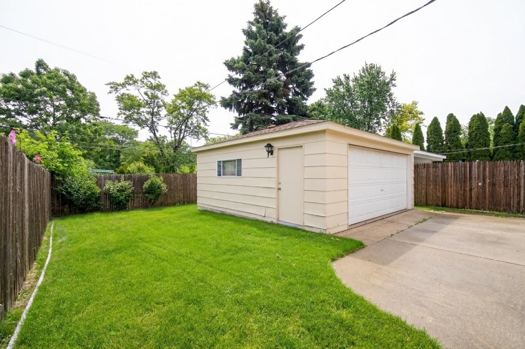 905 Long Road