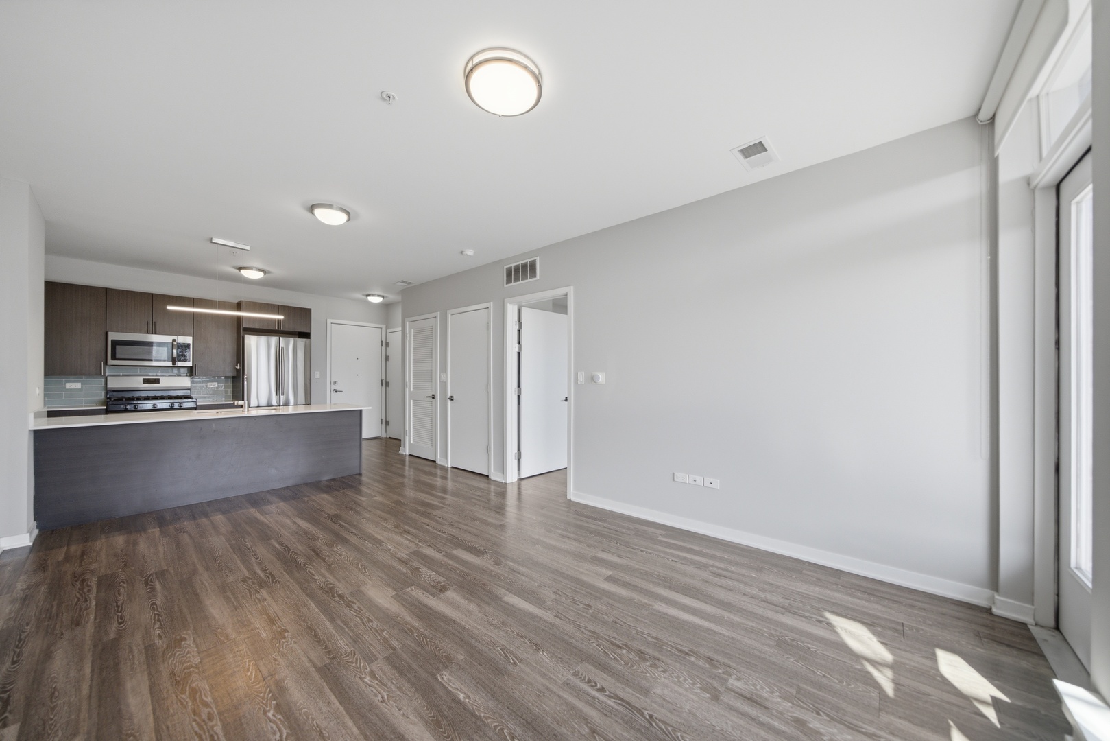1552 N North Park Avenue Unit: 602
