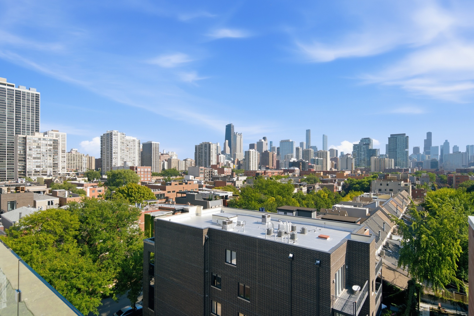 1552 N North Park Avenue Unit: 602