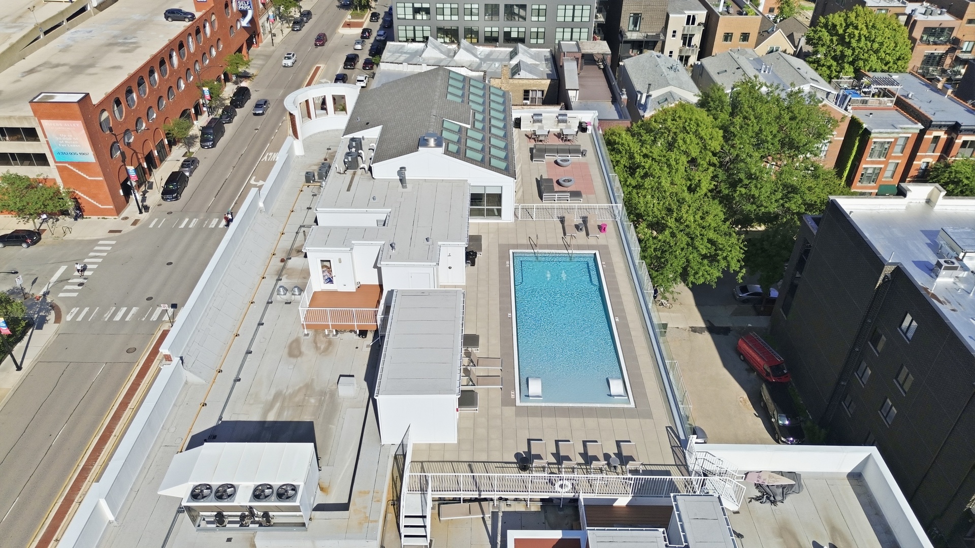 1552 N North Park Avenue Unit: 704