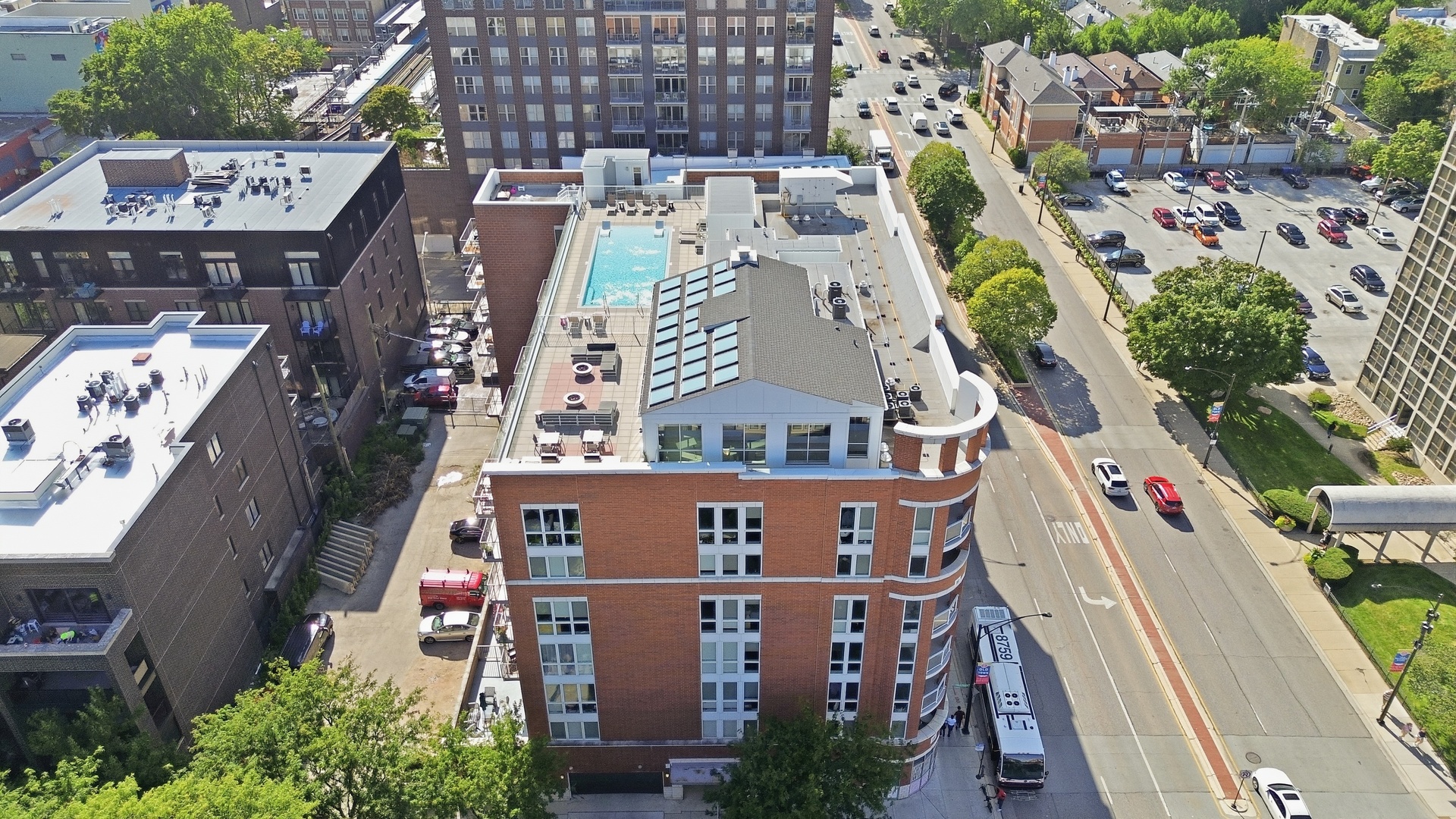 1552 N North Park Avenue Unit: 704