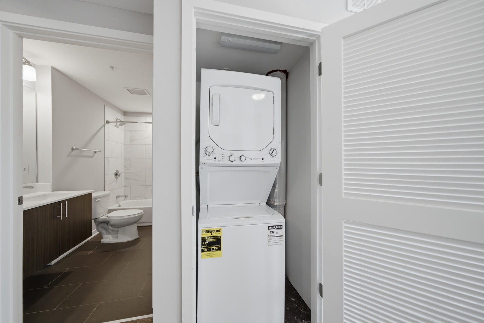 1552 N North Park Avenue Unit: 704