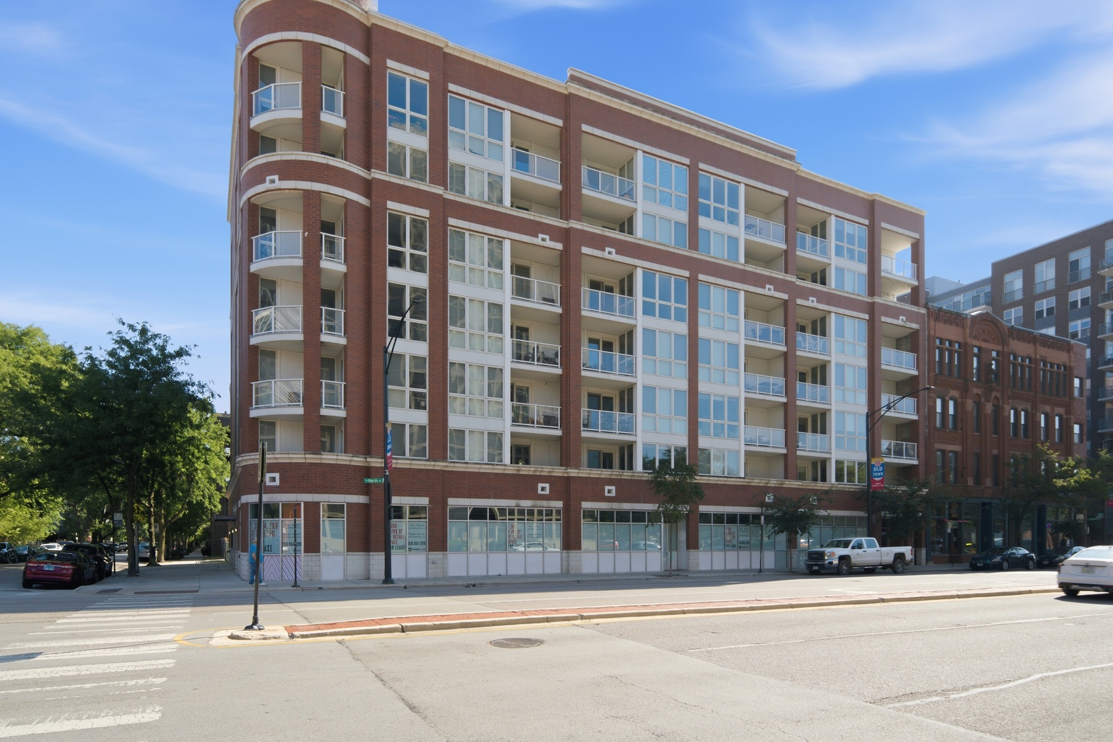 1552 N North Park Avenue Unit: 704