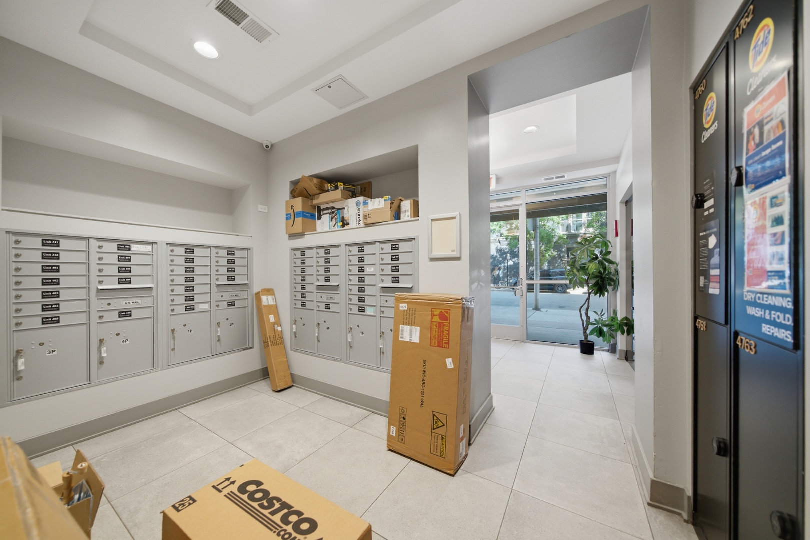 1552 N North Park Avenue Unit: 704