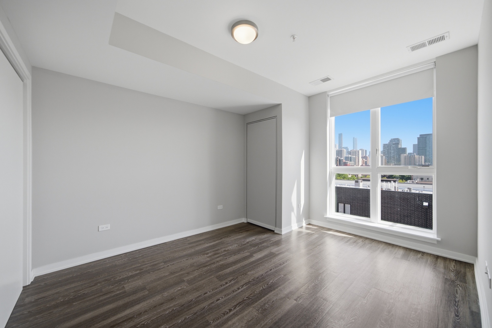 1552 N North Park Avenue Unit: 704