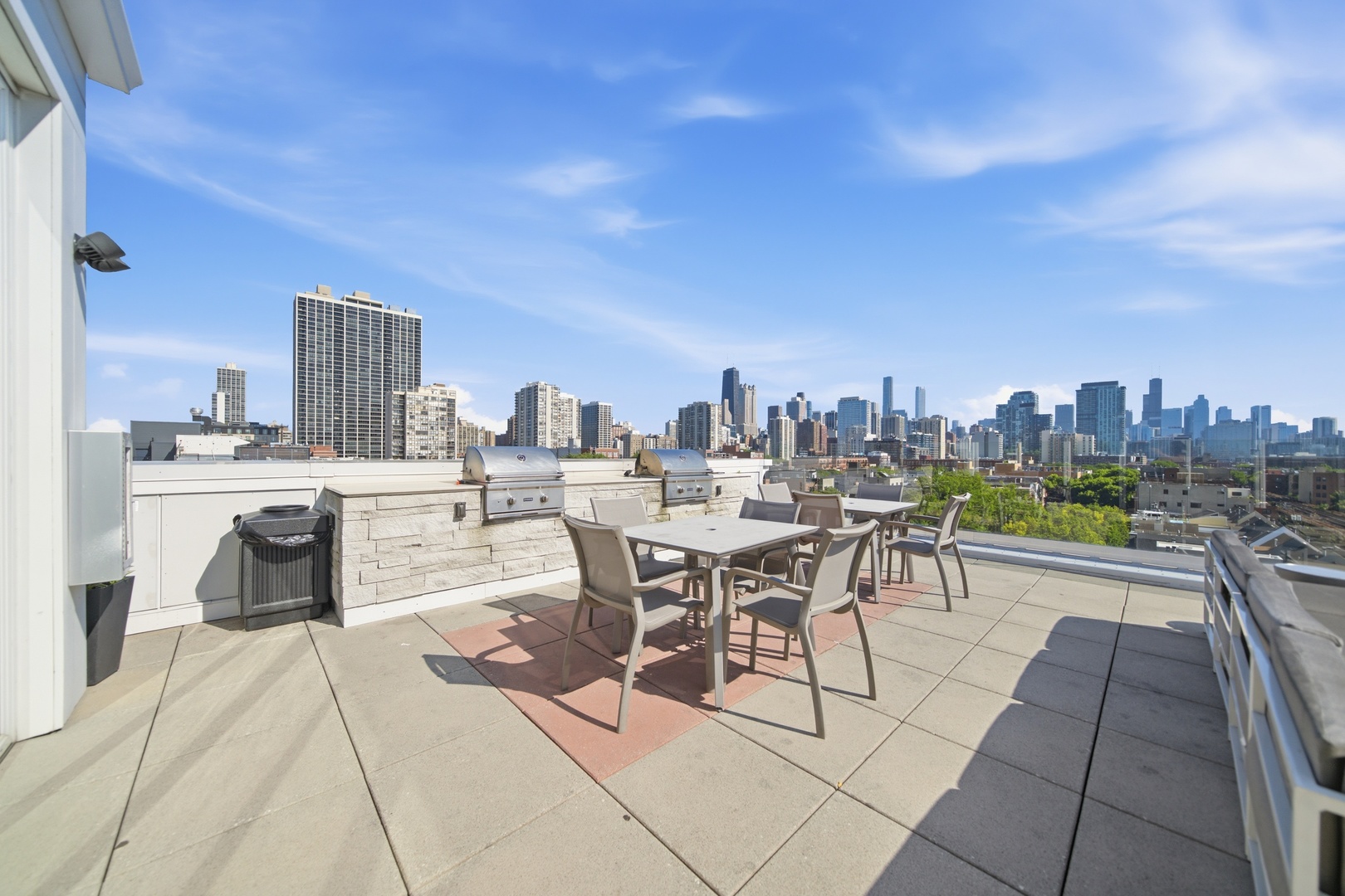 1552 N North Park Avenue Unit: 704