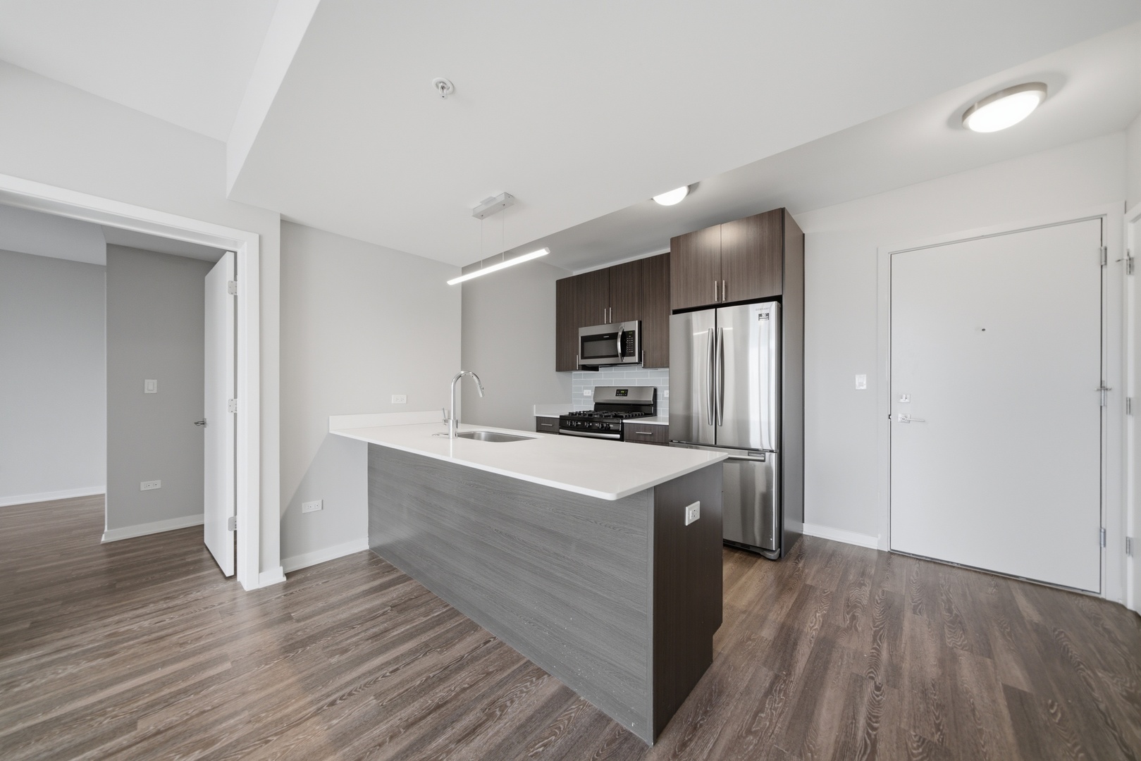 1552 N North Park Avenue Unit: 704