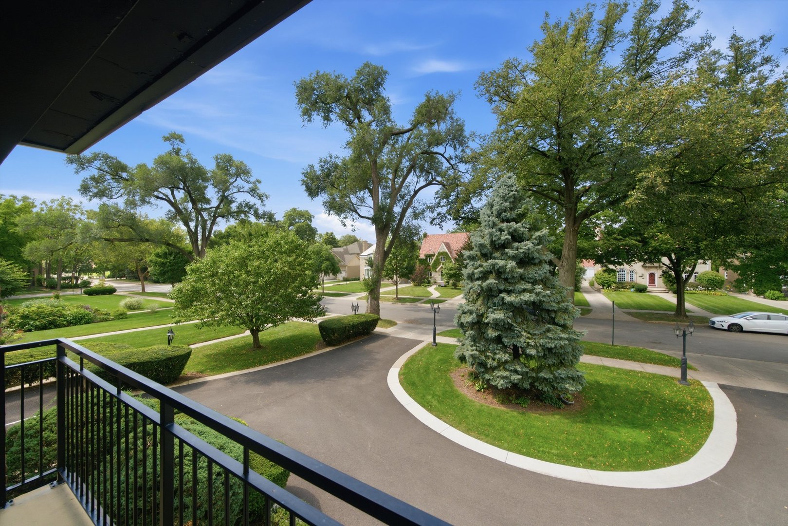 1417 BONNIE BRAE Place Unit: 2A