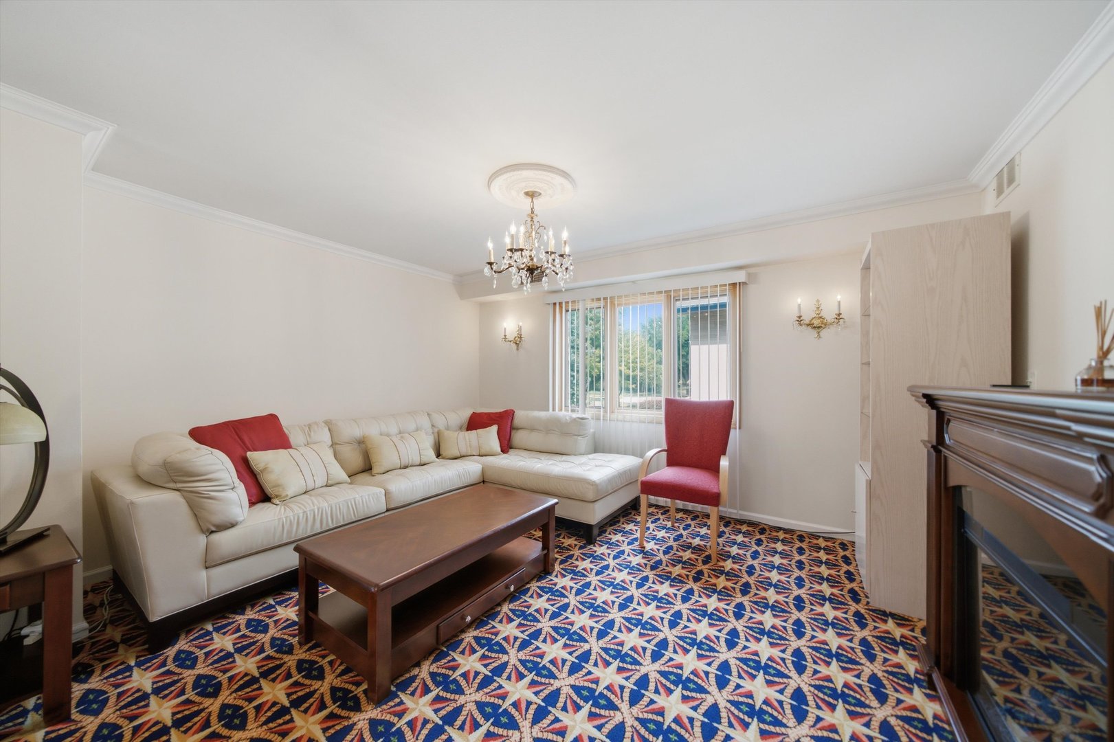 1417 BONNIE BRAE Place Unit: 2A