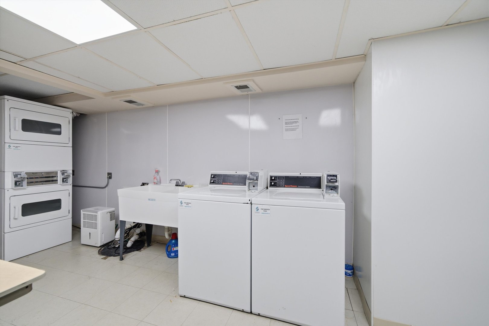 1417 BONNIE BRAE Place Unit: 2A